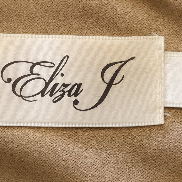 Eliza J 20W Shimmering Gold Sequined Velvet Dress - Picture 6 of 6